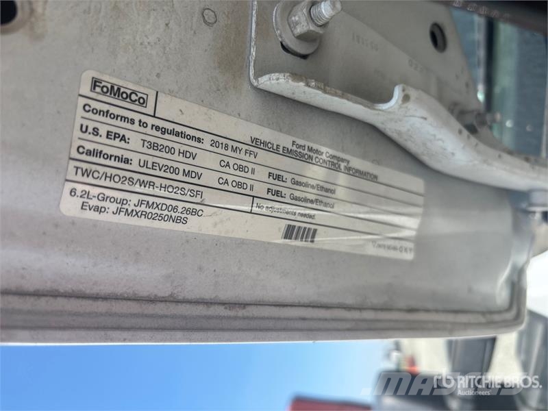 Ford F-250 XL 4x2 Extended Cab Pickup Други