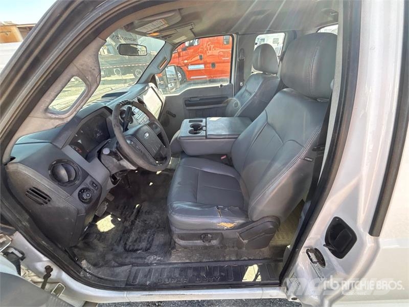 Ford F-250 XL 4x2 Extended Cab Pickup Otras furgonetas