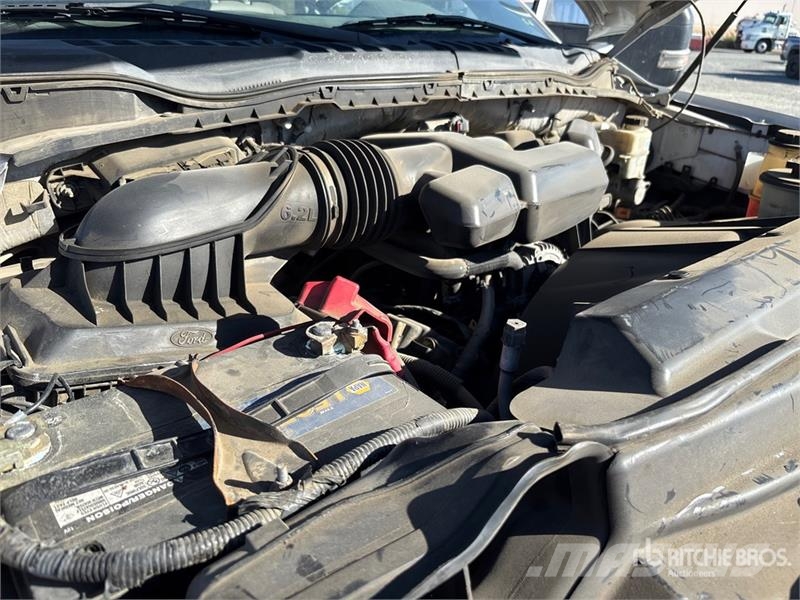 Ford F-250 XL 4x2 Extended Cab Pickup Citi
