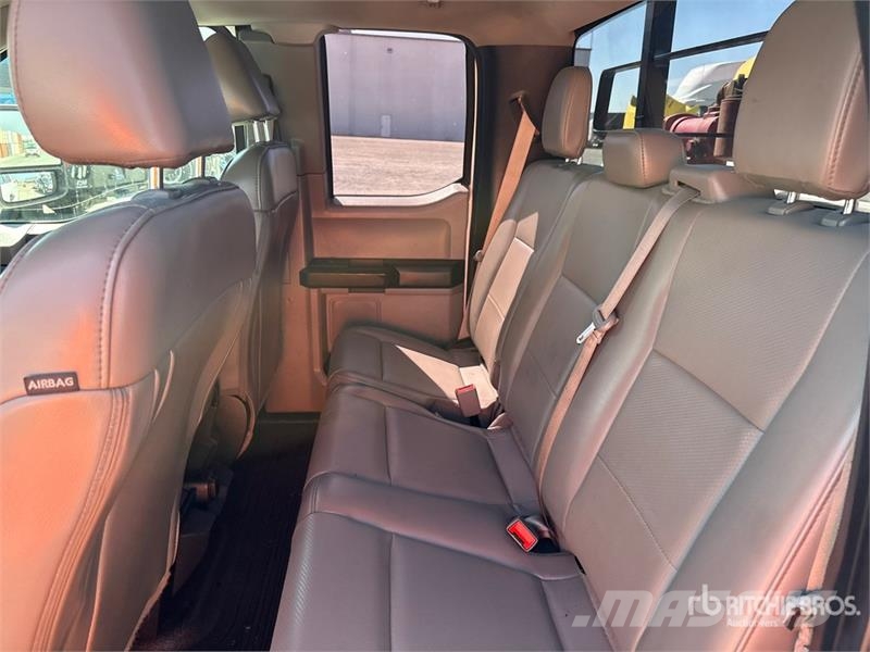 Ford F-250 XL 4x2 Extended Cab Pickup Ostalo
