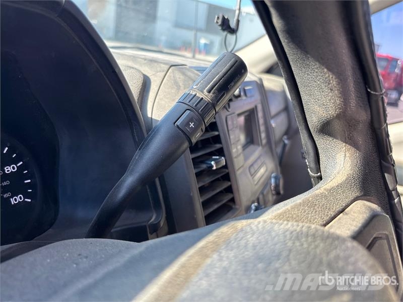 Ford F-250 XL 4x2 Extended Cab Pickup Citi