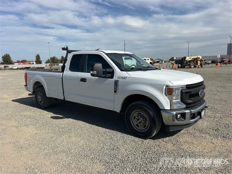 Ford F-250 XL 4x2 Extended Cab Pickup 其他