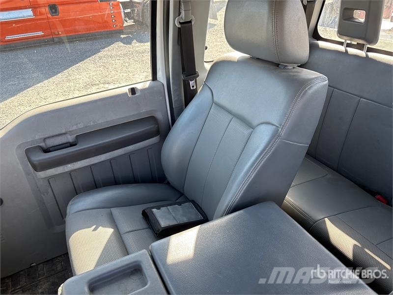 Ford F-250 XL 4x2 Extended Cab Pickup Otras furgonetas