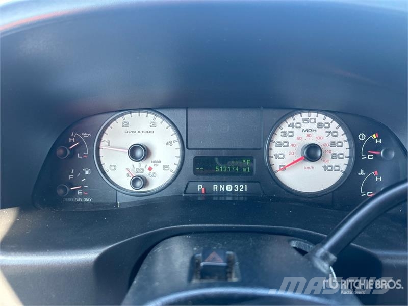 Ford F-250 XL 4x2 Pickup 其他
