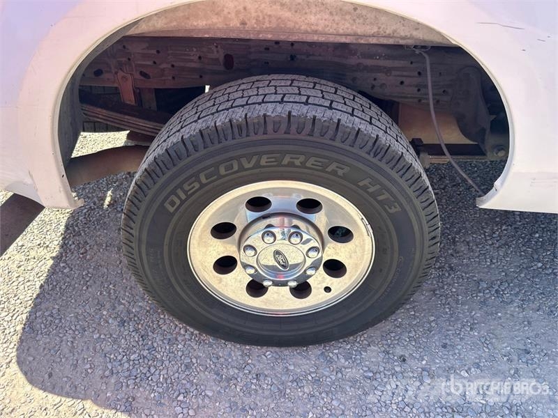 Ford F-250 XL 4x2 Pickup 其他