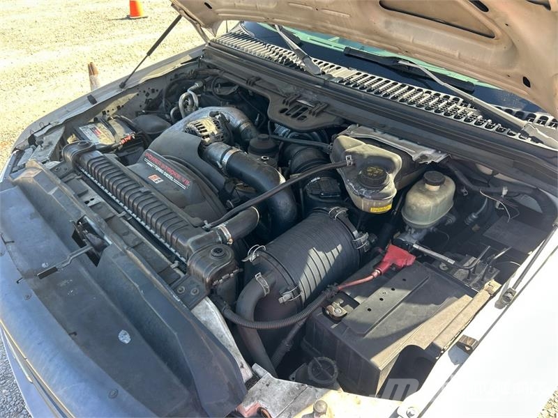 Ford F-250 XL 4x2 Pickup 其他