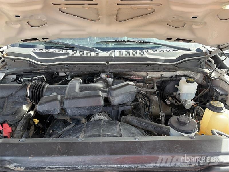 Ford F-250 XL 4x2 Utility Truck 픽업/드롭사이드