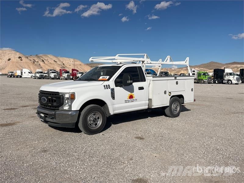 Ford F-250 XL 4x2 Utility Truck Pick up/Valník