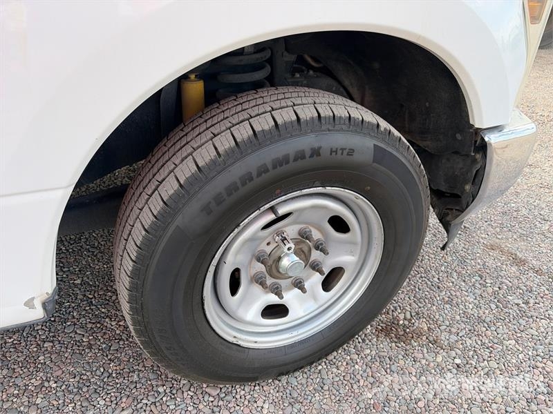 Ford F-250 XL 4x2 Utility Truck 픽업/드롭사이드
