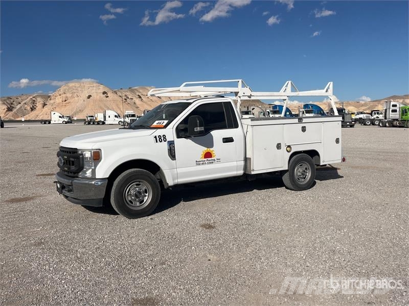 Ford F-250 XL 4x2 Utility Truck Pick up/Valník