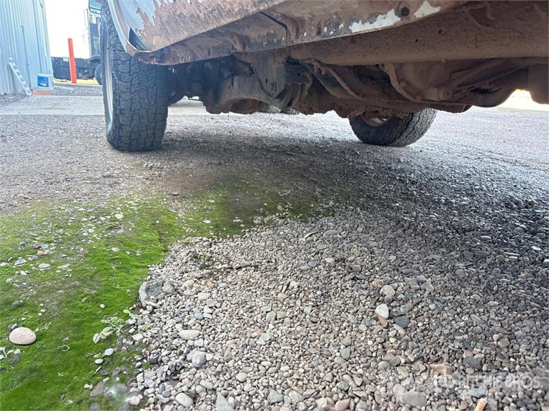 Ford F-250 XL 4x4 Crew Cab Utility Truck Pickup/Sideaflæsning