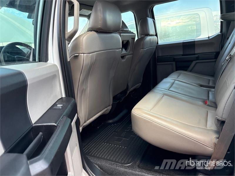 Ford F-250 XL 4x4 Crew Cab Pickup Otras furgonetas