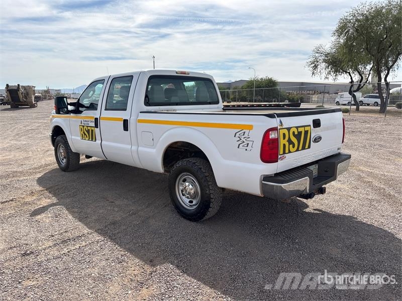 Ford F-250 XL 4x4 Crew Cab Pickup Anders