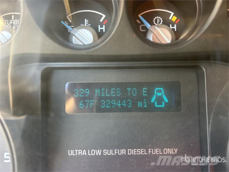 Ford F-250 XL 4x4 Crew Cab Pickup Other