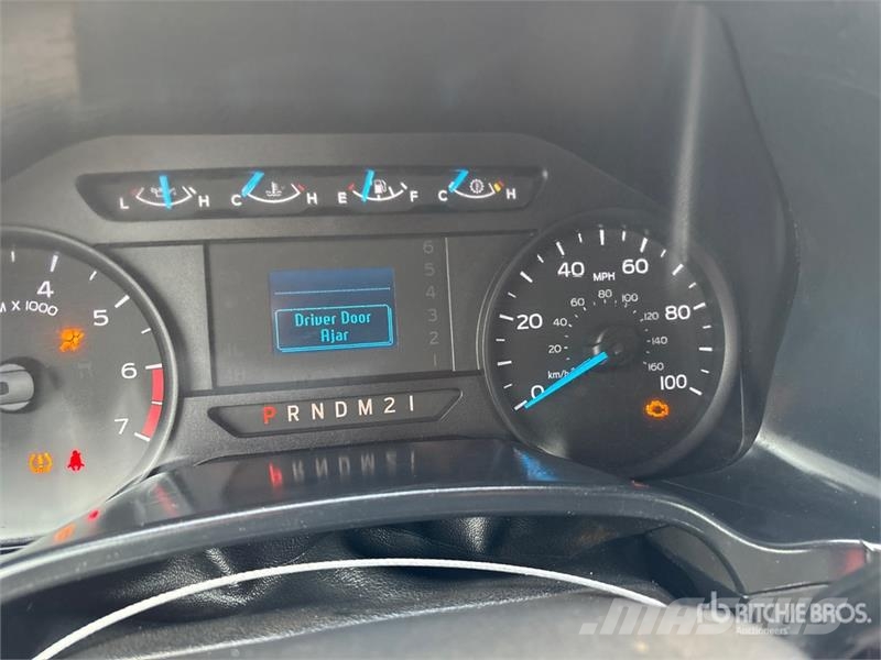 Ford F-250 XL 4x4 Crew Cab Pickup 기타