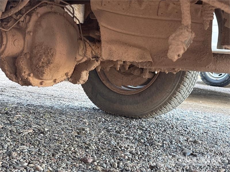Ford F-250 XL 4x4 Crew Cab Utility Truck Pickup/Sideaflæsning