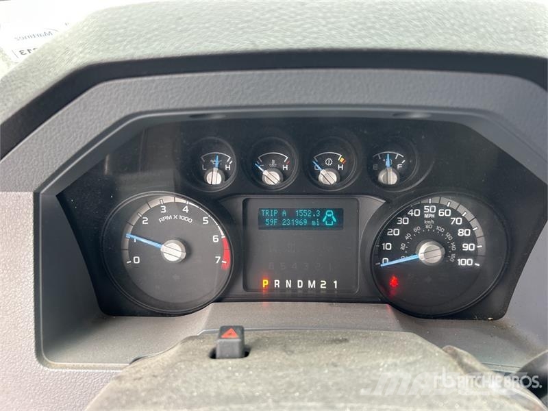 Ford F-250 XL 4x4 Crew Cab Pickup Інше