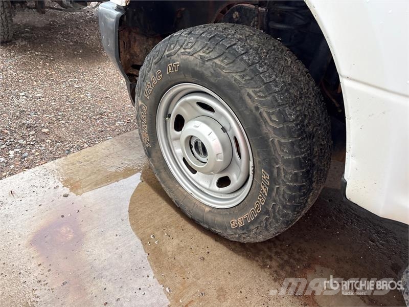 Ford F-250 XL 4x4 Crew Cab Pickup Citi