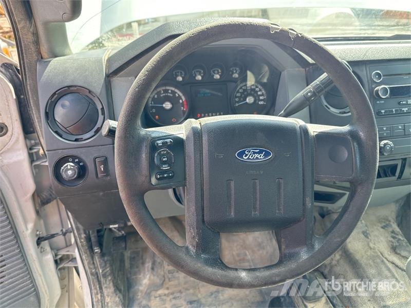 Ford F-250 XL 4x4 Crew Cab Pickup Άλλα Vans
