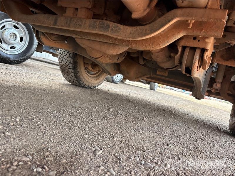 Ford F-250 XL 4x4 Crew Cab Pickup Anders