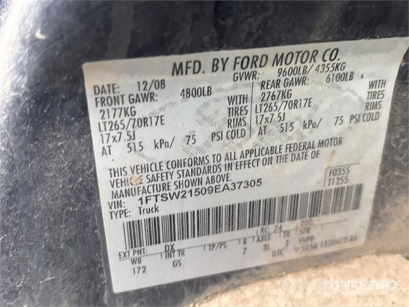 Ford F-250 XL 4x4 Crew Cab Pickup Drugi