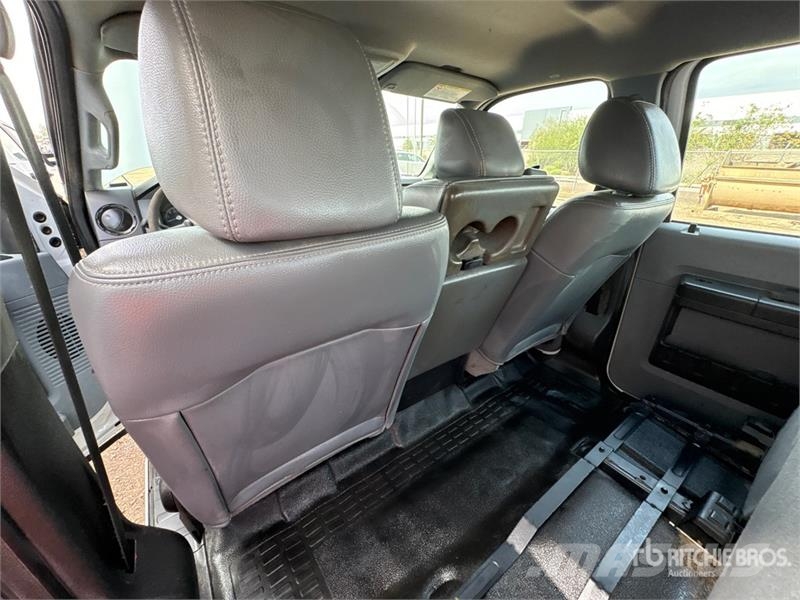 Ford F-250 XL 4x4 Crew Cab Pickup Anders
