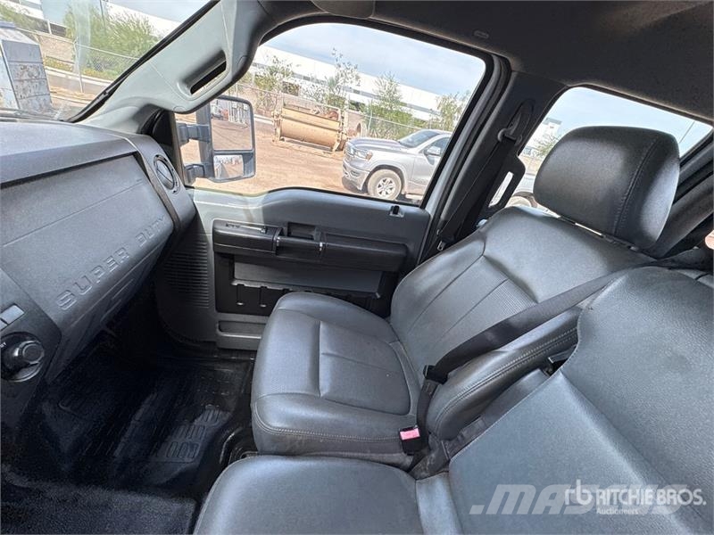 Ford F-250 XL 4x4 Crew Cab Pickup Anders