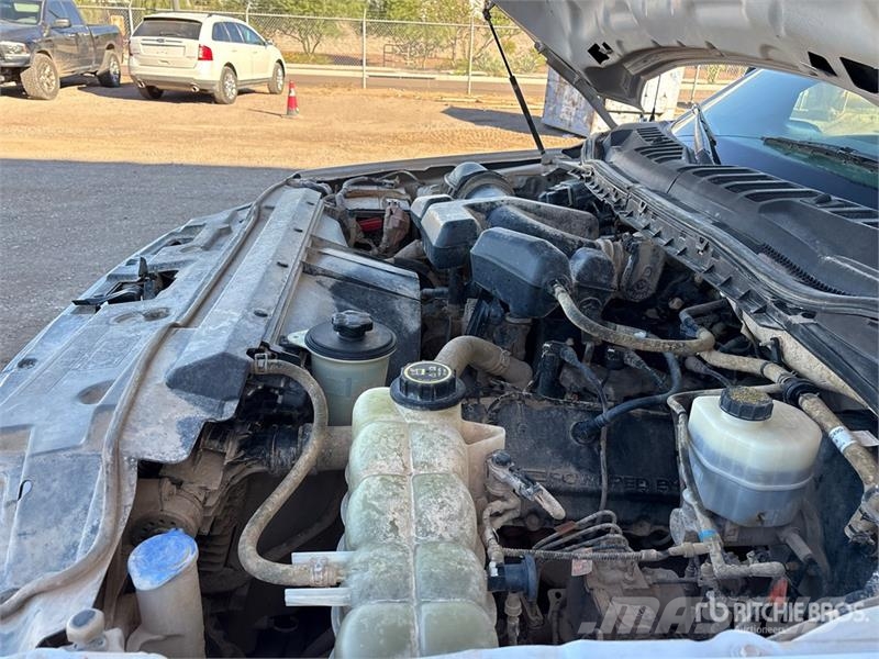 Ford F-250 XL 4x4 Crew Cab Pickup Citi