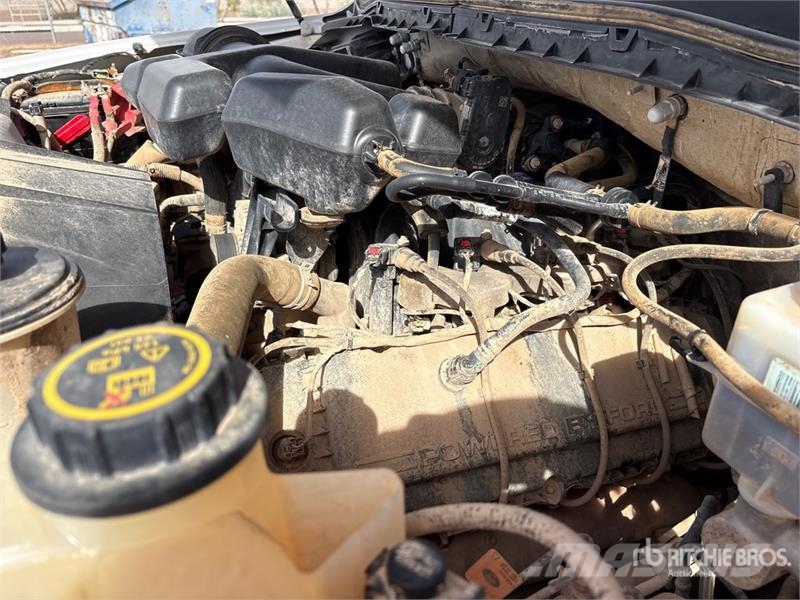 Ford F-250 XL 4x4 Crew Cab Pickup Anders