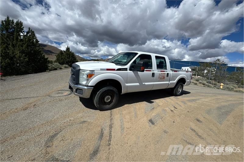 Ford F-250 XL 4x4 Crew Cab Pickup Άλλα Vans