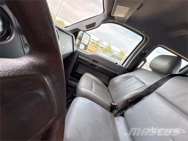 Ford F-250 XL 4x4 Crew Cab Pickup Anders