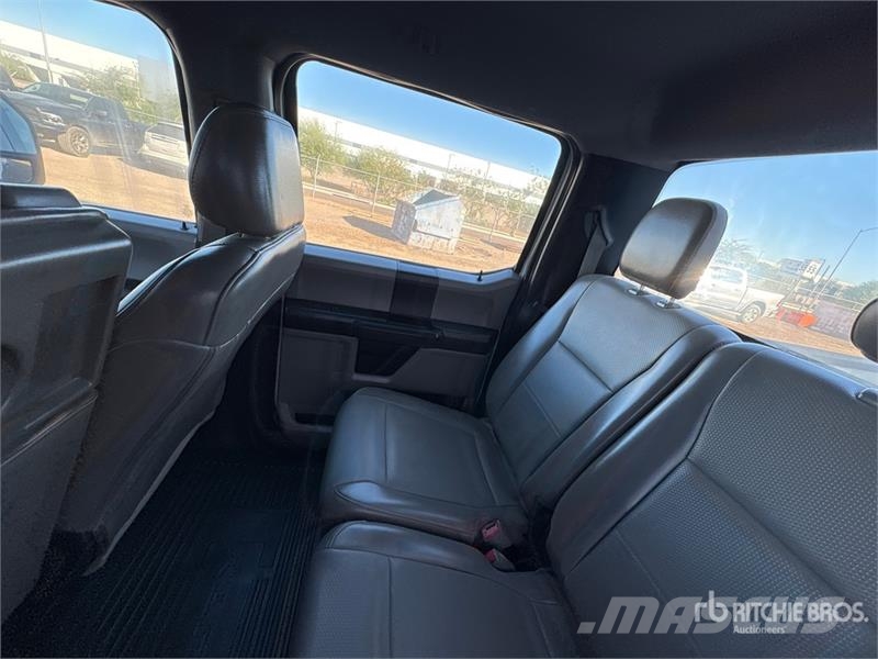 Ford F-250 XL 4x4 Crew Cab Pickup Citi