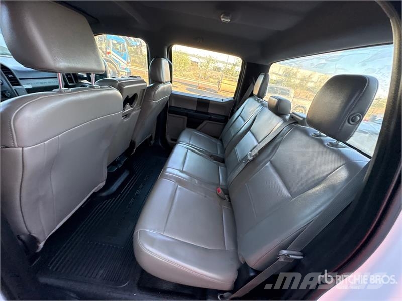 Ford F-250 XL 4x4 Crew Cab Pickup Citi