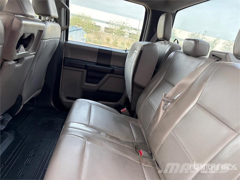 Ford F-250 XL 4x4 Crew Cab Pickup Anders