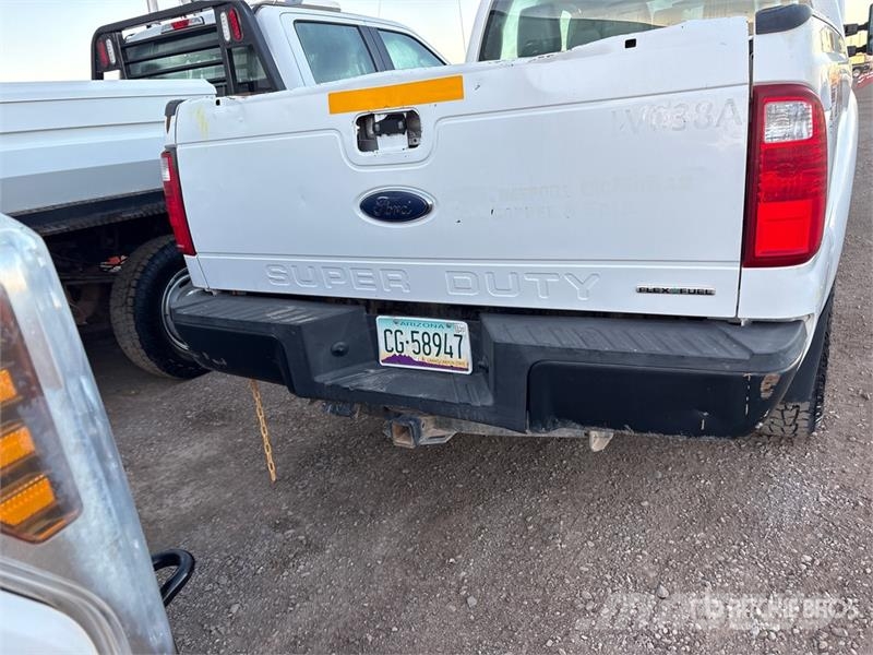 Ford F-250 XL 4x4 Crew Cab Pickup Citi