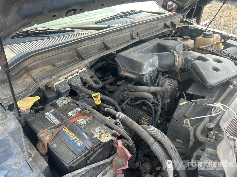 Ford F-250 XL 4x4 Crew Cab Pickup (Inoperable) Muu