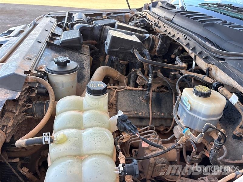 Ford F-250 XL 4x4 Crew Cab Pickup Autre fourgon / utilitaire