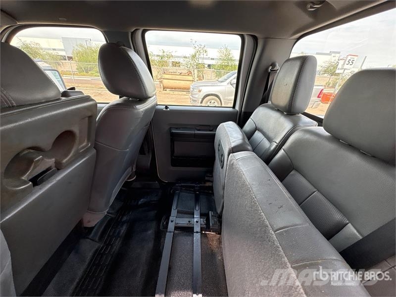 Ford F-250 XL 4x4 Crew Cab Pickup Anders