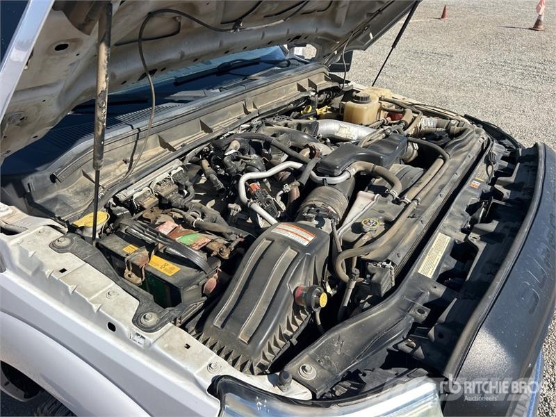 Ford F-250 XL 4x4 Crew Cab Pickup Other
