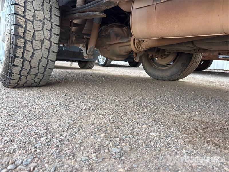 Ford F-250 XL 4x4 Crew Cab Pickup Anders