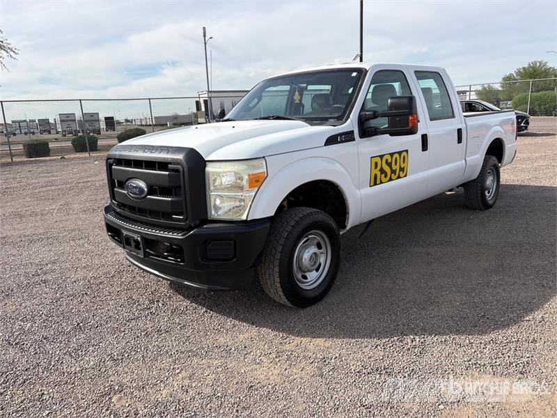 Ford F-250 XL 4x4 Crew Cab Pickup Anders