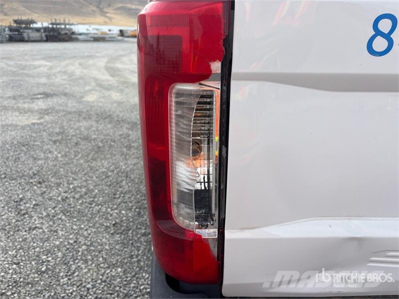 Ford F-250 XL 4x4 Crew Cab Pickup Άλλα Vans