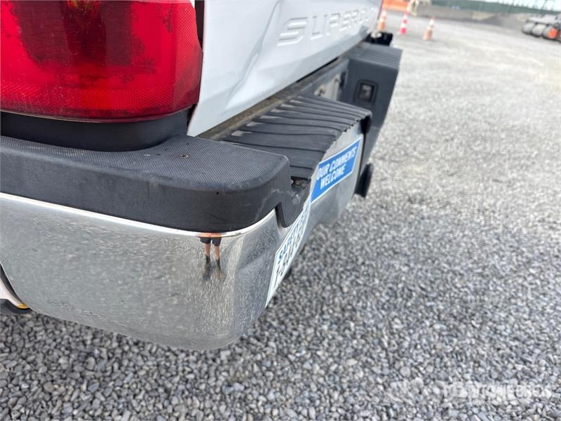Ford F-250 XL 4x4 Crew Cab Pickup Άλλα Vans
