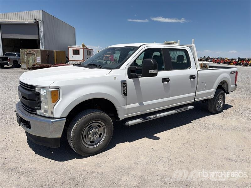 Ford F-250 XL 4x4 Crew Cab Pickup Άλλα Vans