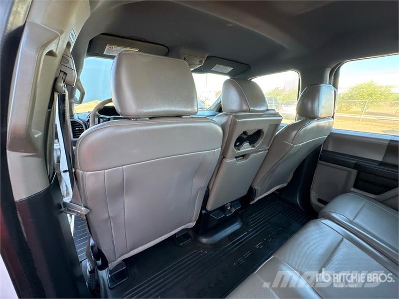 Ford F-250 XL 4x4 Crew Cab Pickup Citi