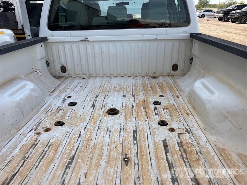 Ford F-250 XL 4x4 Crew Cab Pickup Anders