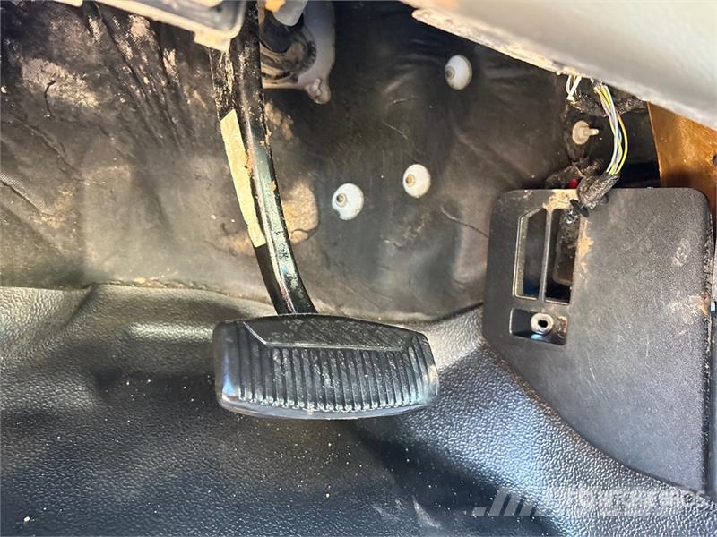 Ford F-250 XL 4x4 Crew Cab Pickup Citi