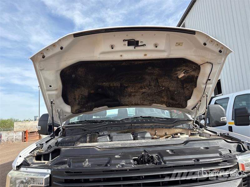 Ford F-250 XL 4x4 Crew Cab Pickup Anders