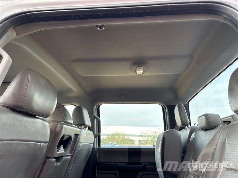 Ford F-250 XL 4x4 Crew Cab Pickup Anders