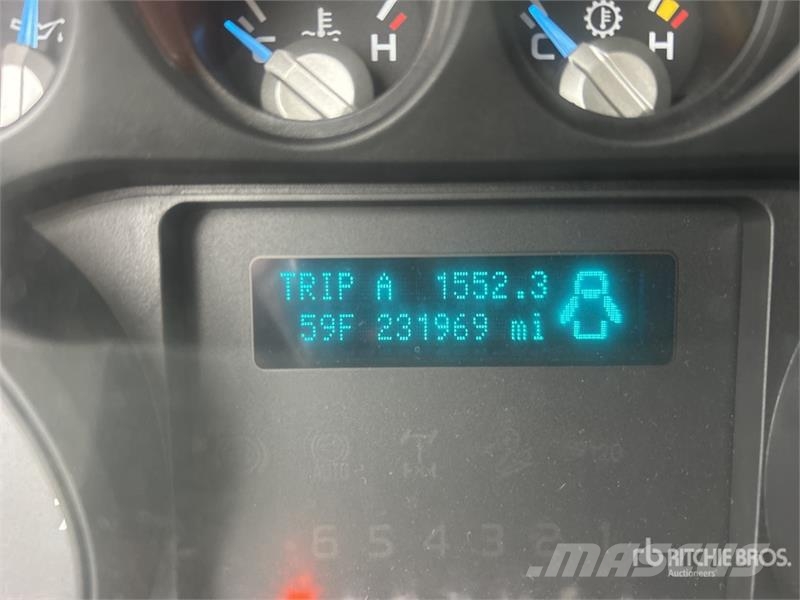 Ford F-250 XL 4x4 Crew Cab Pickup Інше